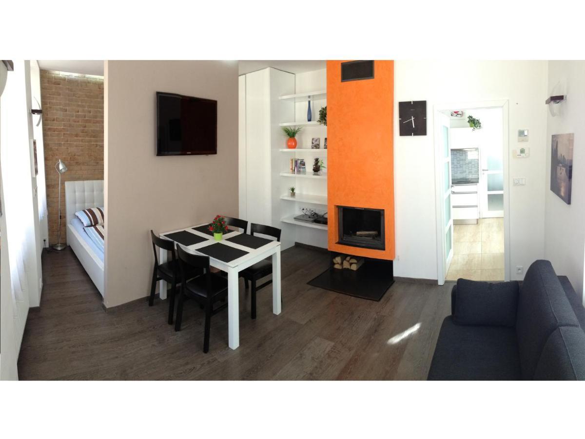 Agnes - Apartments Praga Zewnętrze zdjęcie