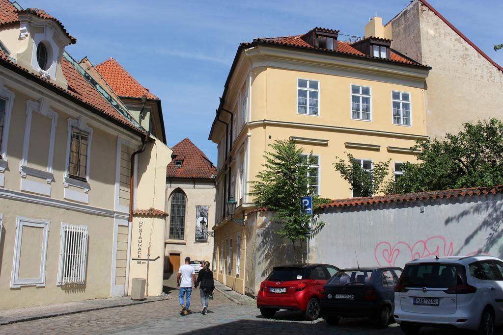 Agnes - Apartments Praga Zewnętrze zdjęcie
