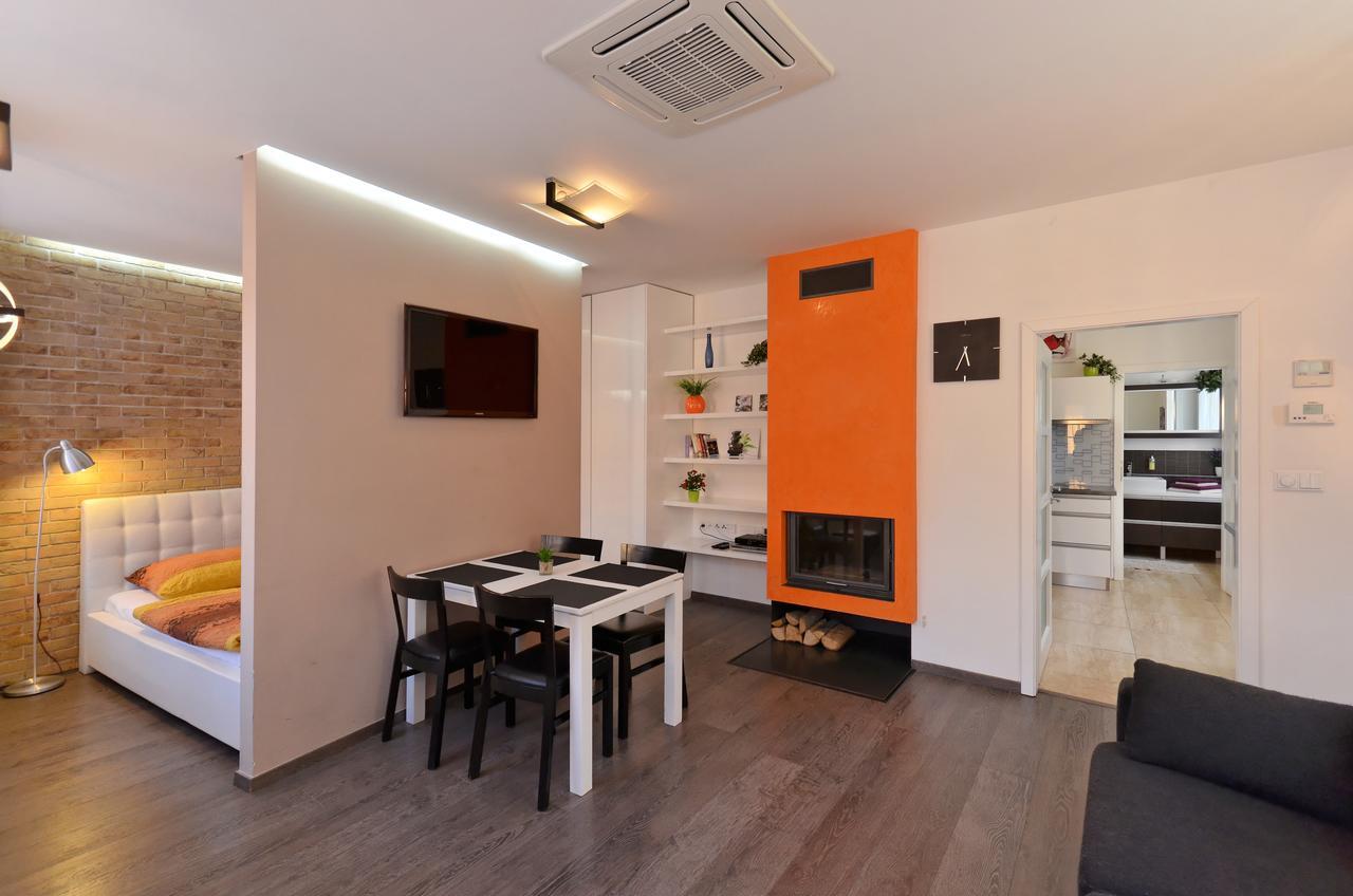 Agnes - Apartments Praga Zewnętrze zdjęcie