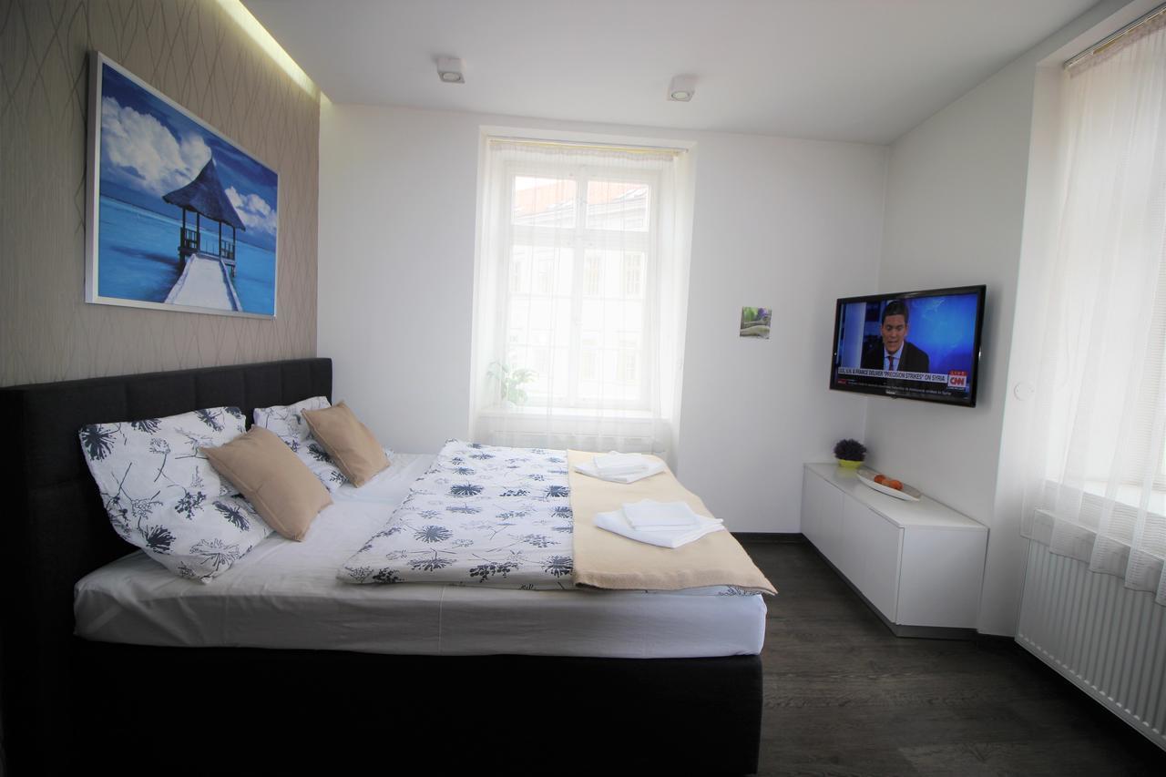 Agnes - Apartments Praga Zewnętrze zdjęcie