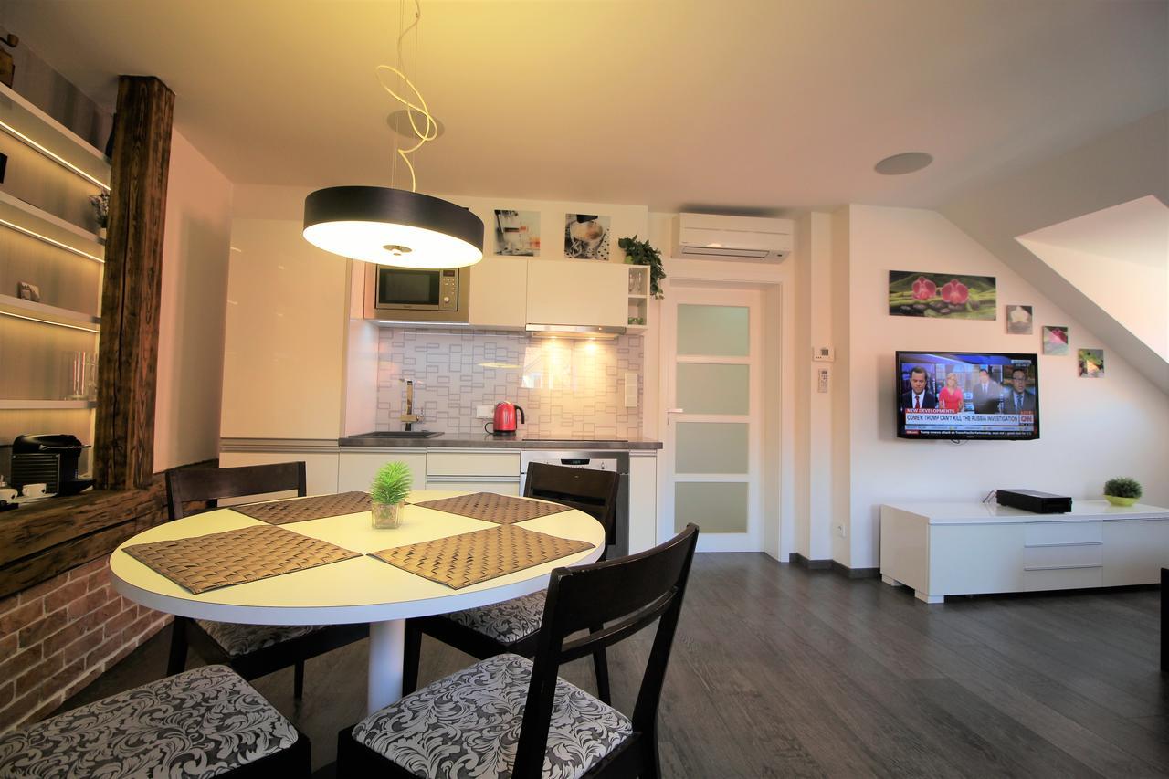 Agnes - Apartments Praga Zewnętrze zdjęcie