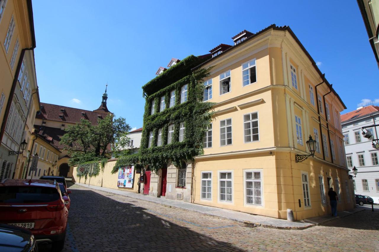 Agnes - Apartments Praga Zewnętrze zdjęcie