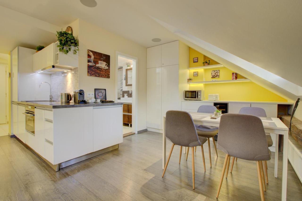 Agnes - Apartments Praga Zewnętrze zdjęcie